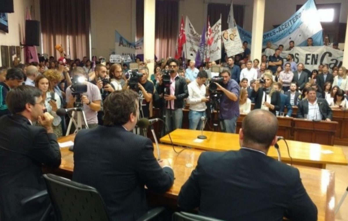 El intendente de Bahía manda su discurso de inicio de sesiones por email
