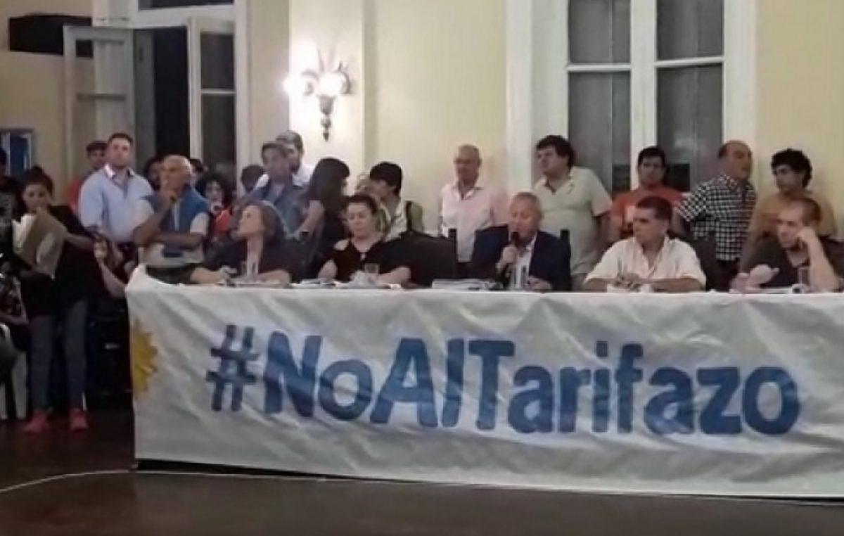 La grieta oficialista: más intendentes y concejales salen a pedir por la emergencia tarifaria