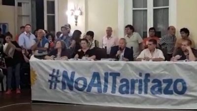 La grieta oficialista: más intendentes y concejales salen a pedir por la emergencia tarifaria