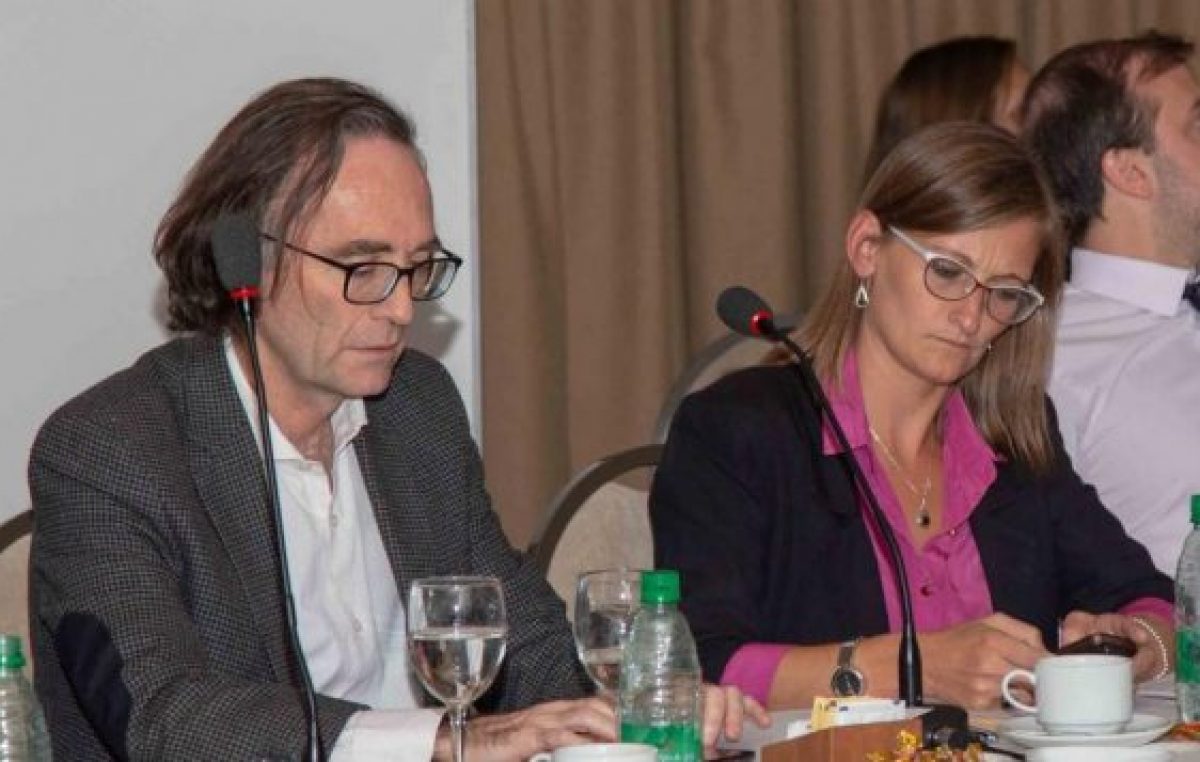 Schiaretti recibió un aval en la pelea con los intendentes