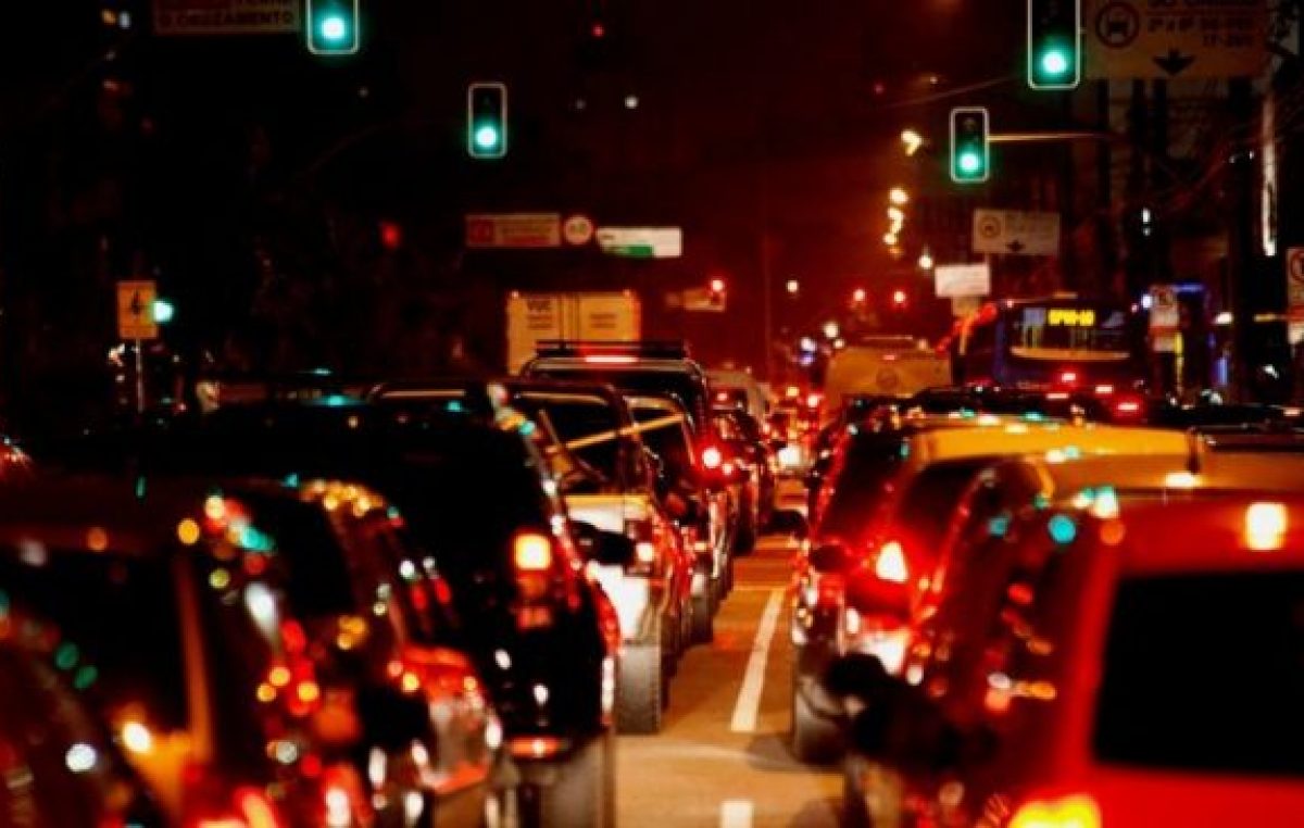 Las principales ciudades desalientan el ingreso de vehículos particulares al centro