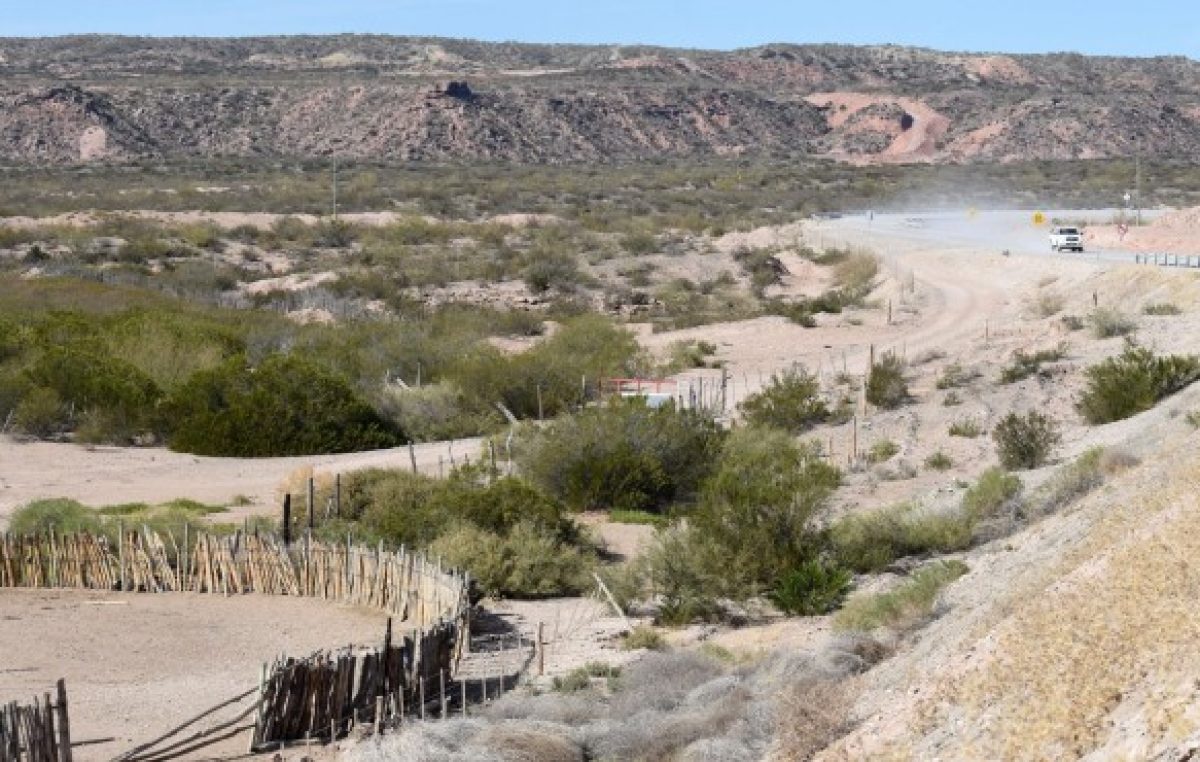 Dos intendentes rionegrinos se disputan las tierras en la Margen Sur