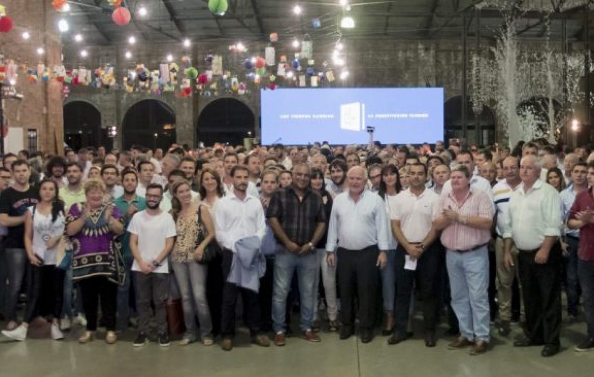 Reforma: Lifschitz presentó el proyecto a intendentes y presidentes de comuna santafesinos