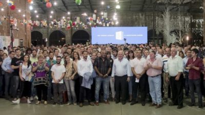 Reforma: Lifschitz presentó el proyecto a intendentes y presidentes de comuna santafesinos