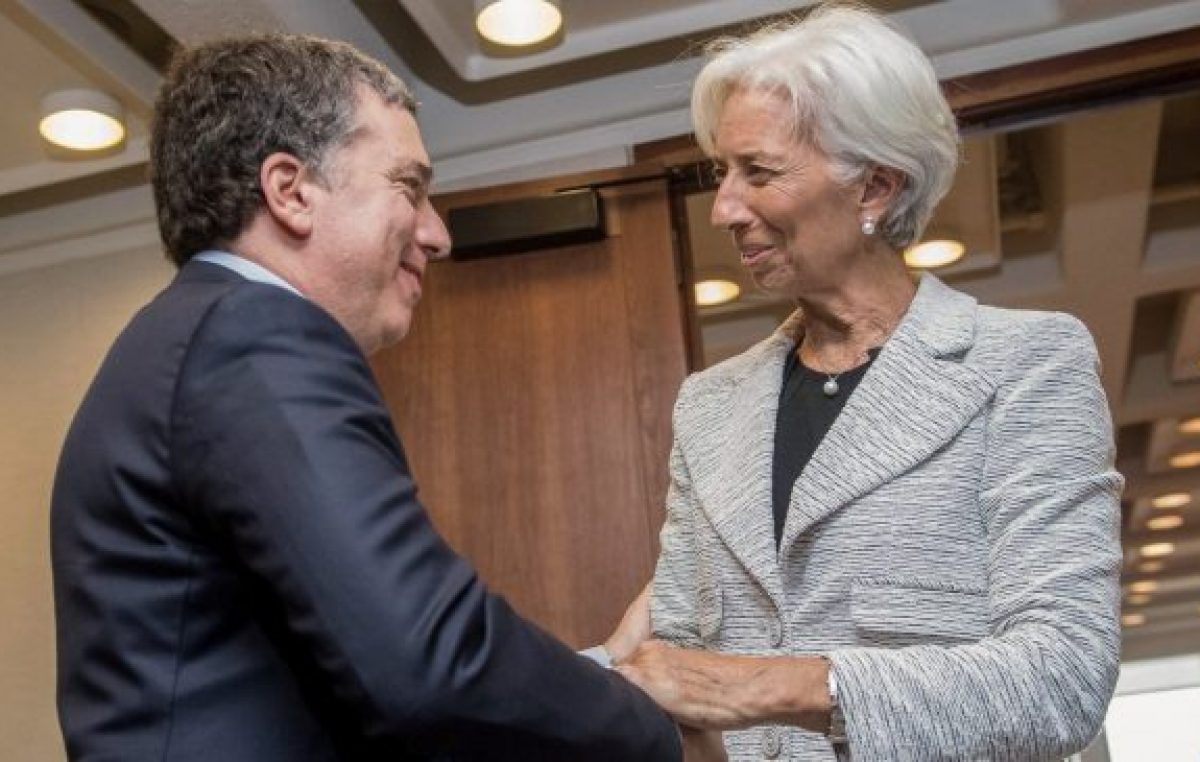 Dujovne empezó a recibir instrucciones de Lagarde