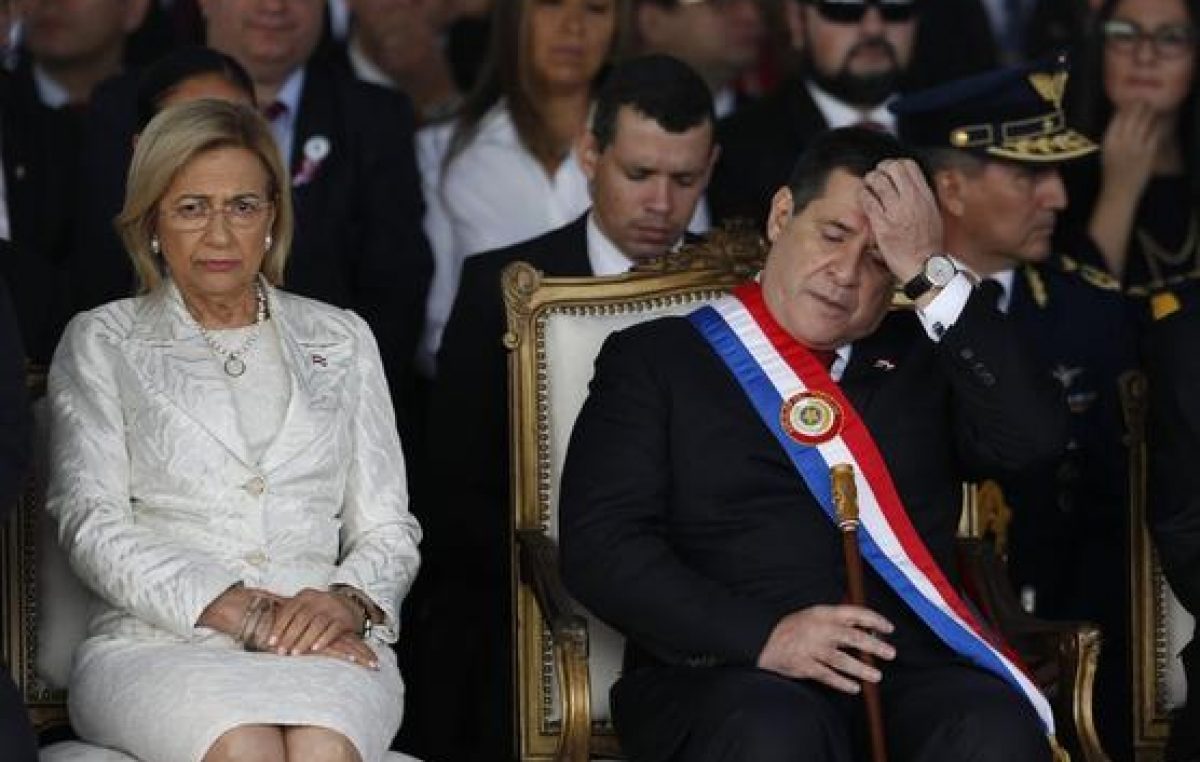 Paraguay: Cartes reconoce que no pudo vencer a la pobreza