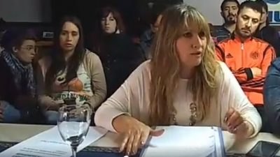 Crece el malestar de trabajadores municipales en Ushuaia por congelamiento salarial.