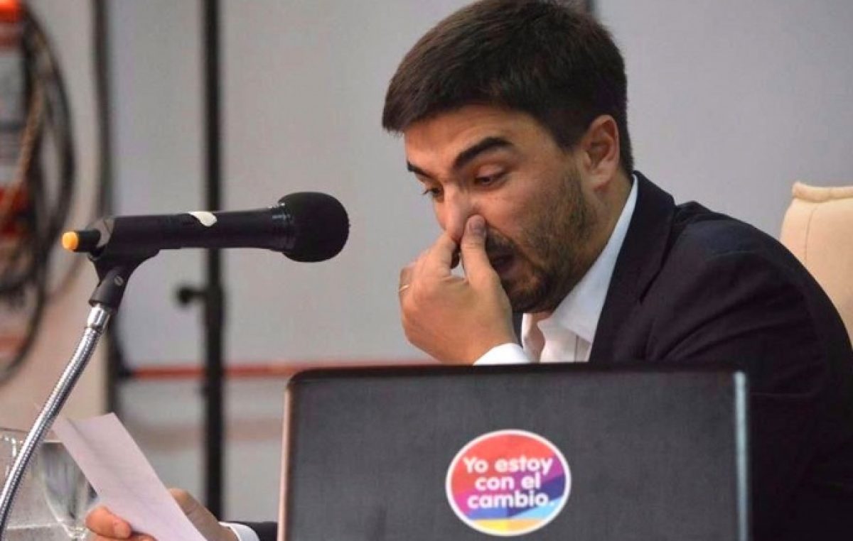 Olavarría: Galli hizo echar a la prosecretaria del Concejo porque su espacio votó contra la rendición de cuentas