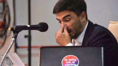 Olavarría: Galli hizo echar a la prosecretaria del Concejo porque su espacio votó contra la rendición de cuentas