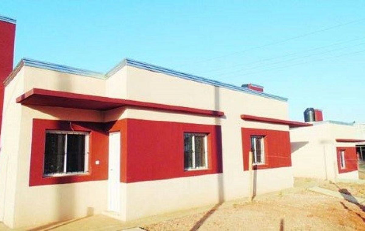 Avanzan en la construcción de más de tres mil viviendas en municipios y juntas de gobierno entrerrianas