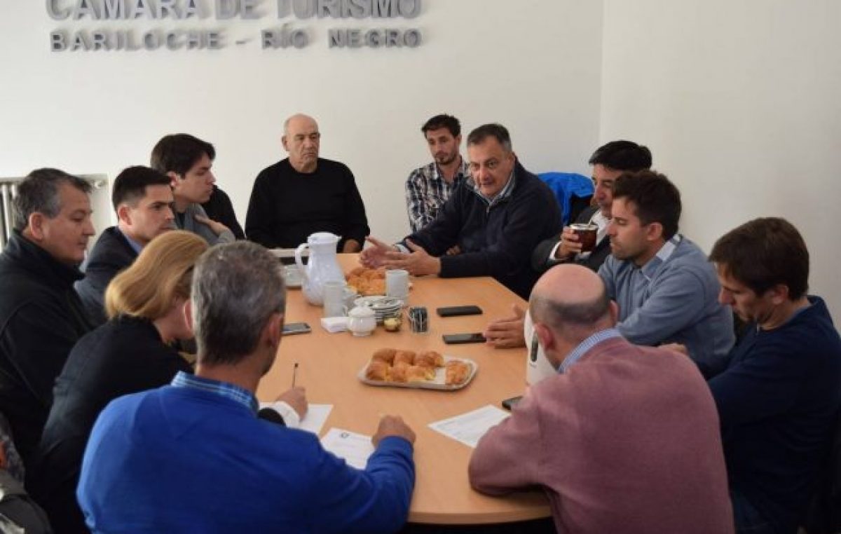 Por el aumento del desempleo el intendente de Bariloche pidió apoyo a los empresarios turísticos