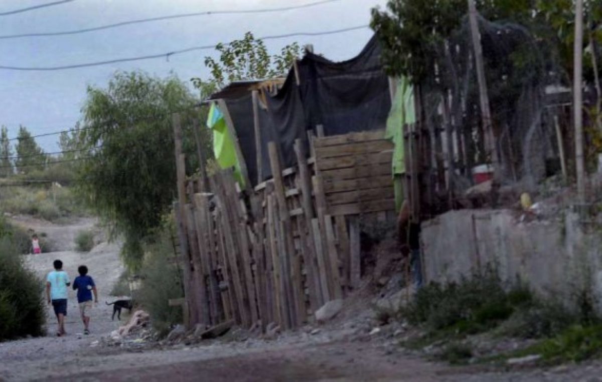 217 barrios populares de Mendoza miran con atención al Congreso