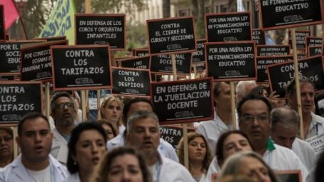 Cuando la clase viene marchando