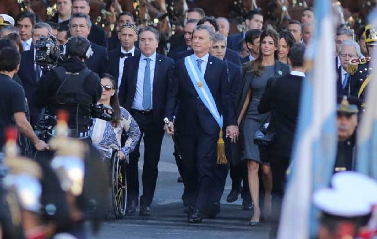 Nos siguen pegando abajo