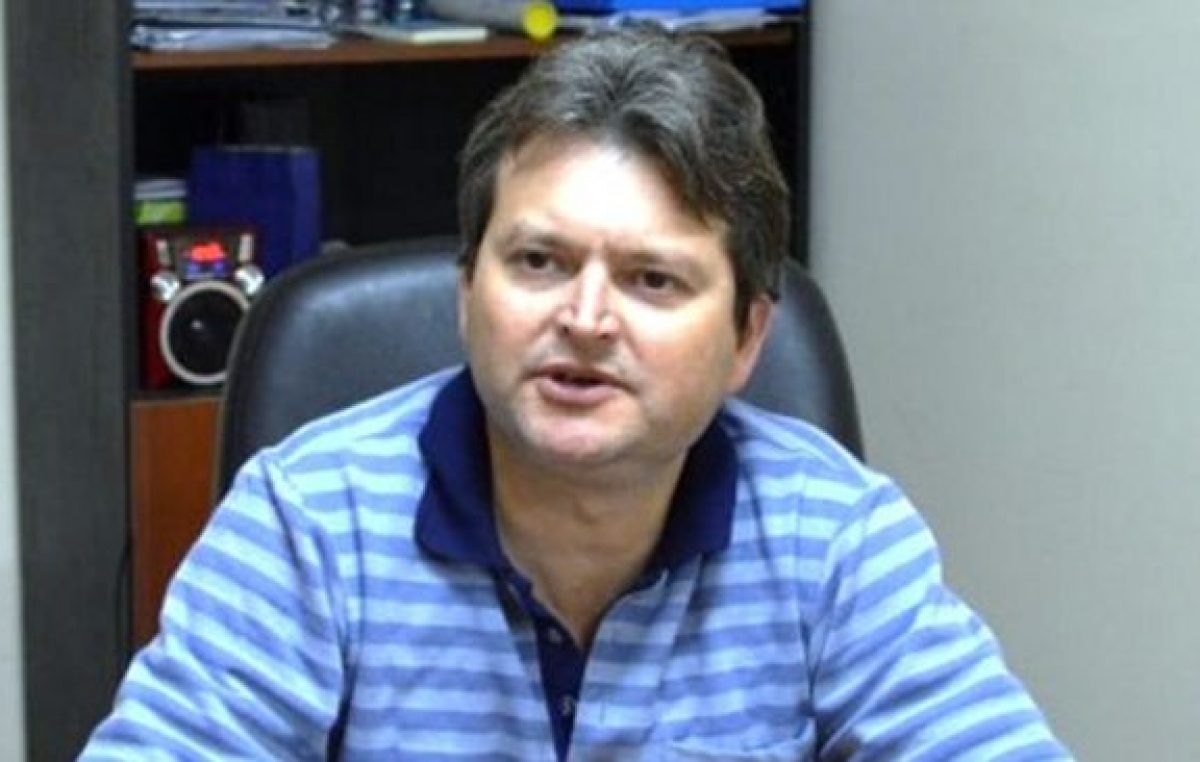Intendente de Cerro Azul y sus funcionarios se rebajan 25% sus sueldos