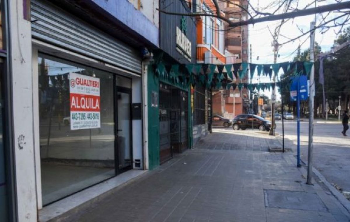 Hubo 650 despidos en comercios de Neuquén