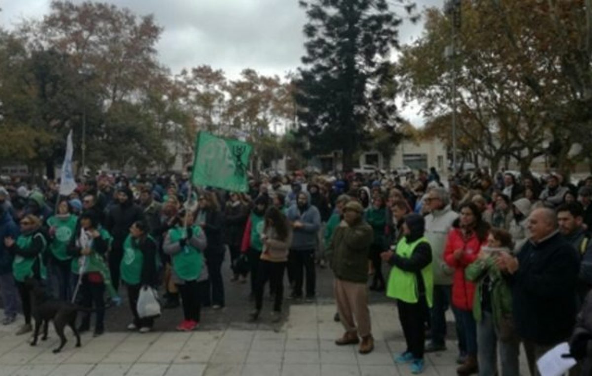 Caída de ventas, impuestos y tarifas sacuden a los comercios de Casilda