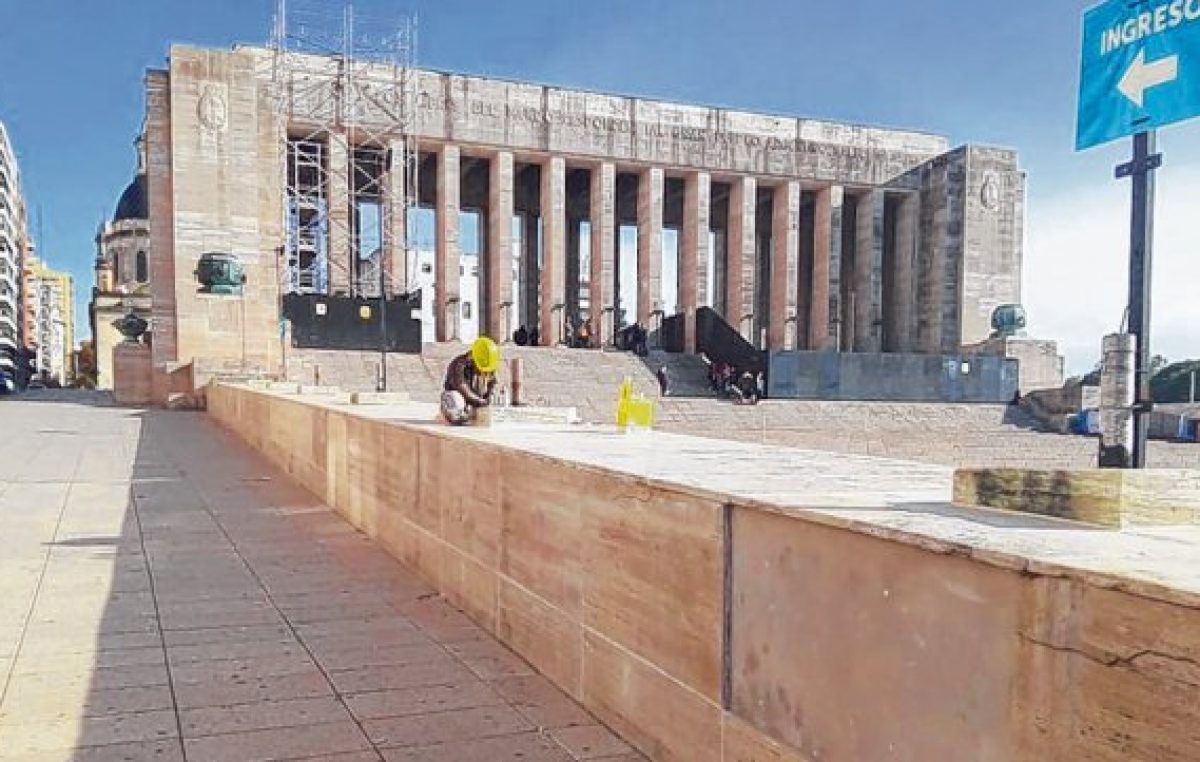 Temen que la licitación para restaurar el Monumento quede a mitad de camino