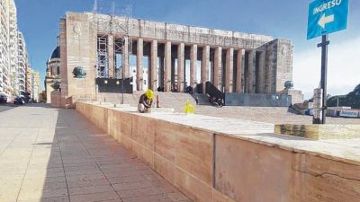 Temen que la licitación para restaurar el Monumento quede a mitad de camino