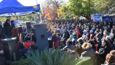 Trabajadores municipales de Resistencia se suman al paro nacional de las dos CTA y Camioneros