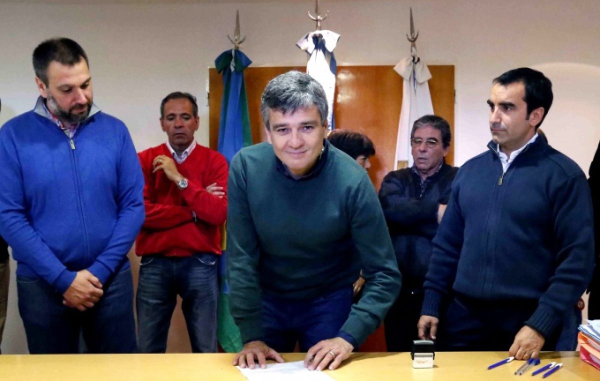 Por decreto, el intendente de Hurlingham decidió cerrarle las puertas del distrito a Farmacity