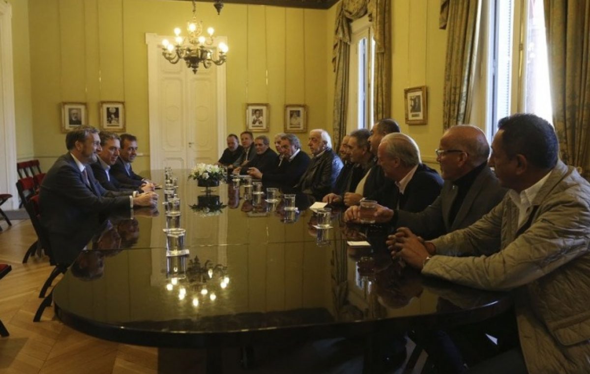 Para desactivar el paro, el Gobierno ofreció un aumento extra de 5%, pero la CGT no contestó
