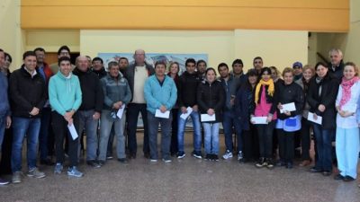 A contramano de todos, un intendente de Cambiemos pasó a planta permanente a 25 municipales