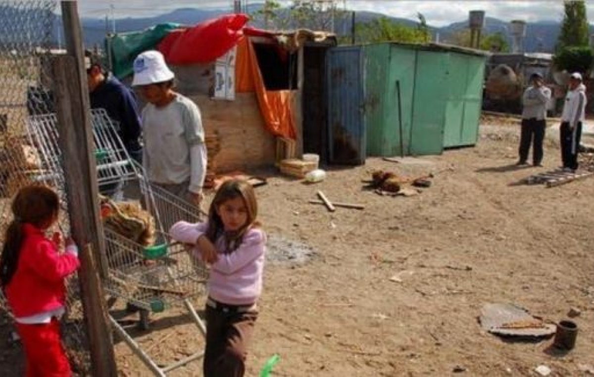 Un agujero social: casi la mitad de los chicos argentinos son pobres