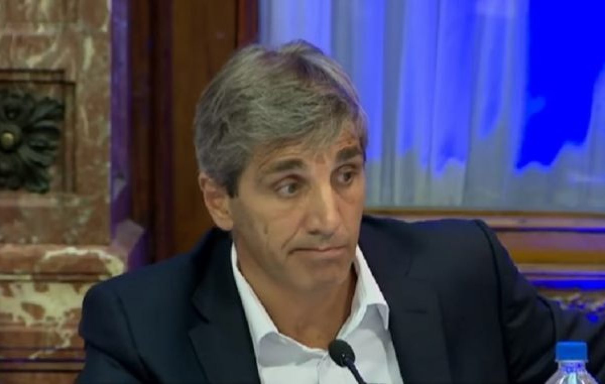 Sorpresa: Caputo vendió las Lebac y se pasó a dólares justo antes de la devaluación