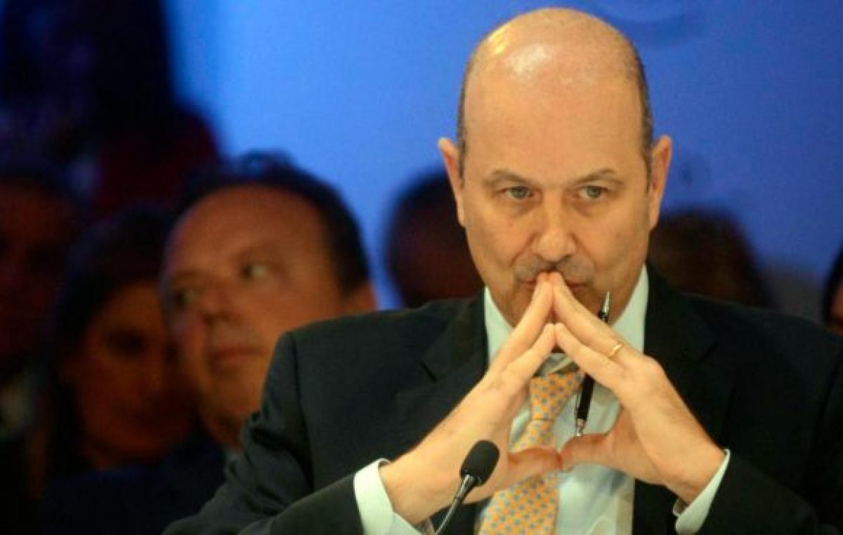 Corrido por la corrida, Sturzenegger fue