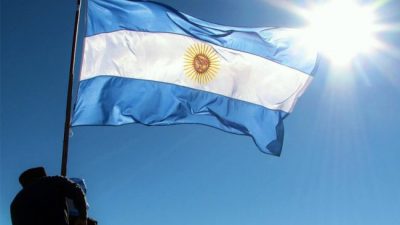 Fein destacó la gesta de Belgrano por la «independencia»