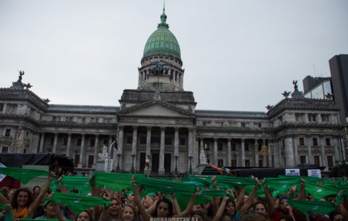 Una jugada para ponerle freno a la ola verde