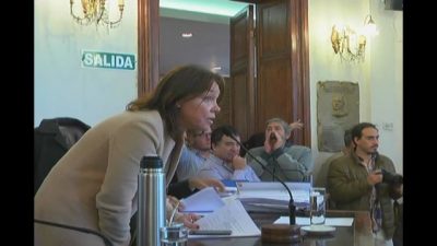 La Viceintendenta de Paraná denunció penalmente al Secretario de Medios del Municipio 