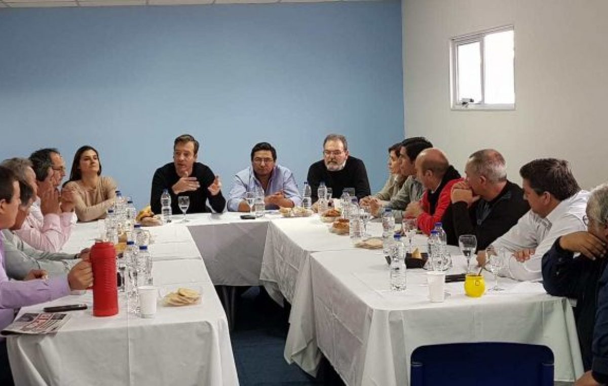 Intendentes de Río Negro respaldaron la candidatura de Martín Soria