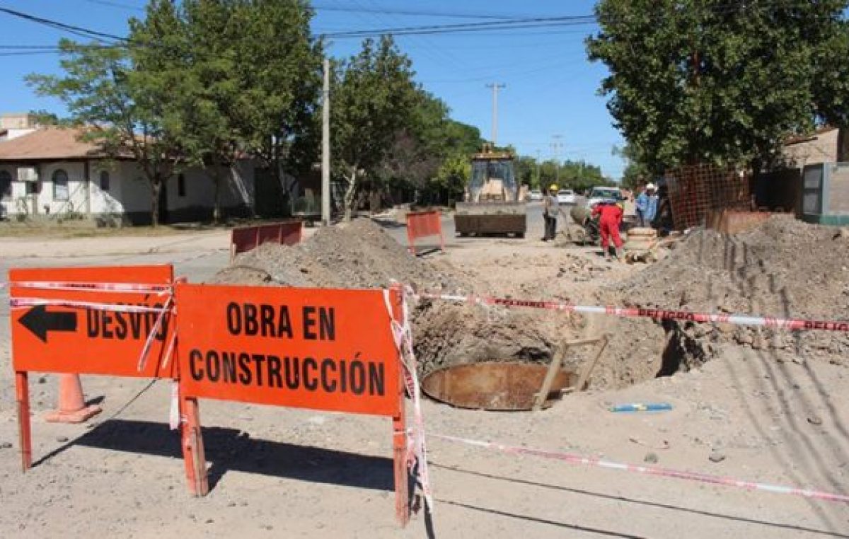 El intendente de Cipolletti frenará obras para pagar otro aumento