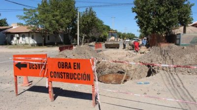 El intendente de Cipolletti frenará obras para pagar otro aumento