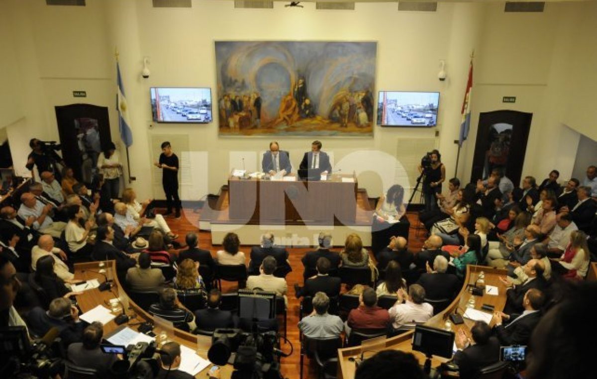 Corral pidió que la cuestión de los «trapitos» se debata en el Concejo