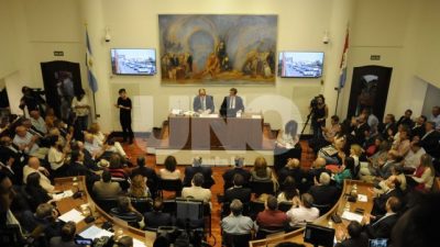Corral pidió que la cuestión de los «trapitos» se debata en el Concejo