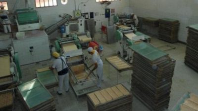 Santa Fe: El ejemplo de 32 trabajadores que lograron unir sus esfuerzos para seguir amasando sueños