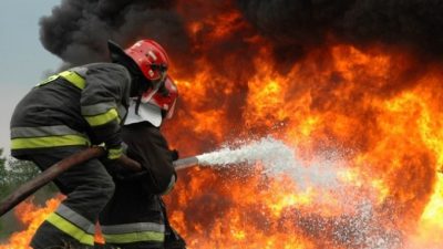 El massismo en contra del desfinanciamiento de los Bomberos Voluntarios en el país
