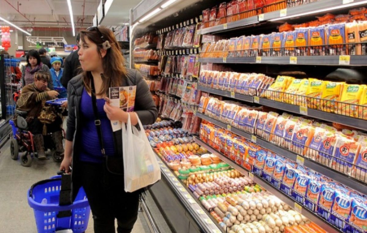 Canasta básica alimentaria: en junio se necesitó casi 20 mil pesos para no ser pobre