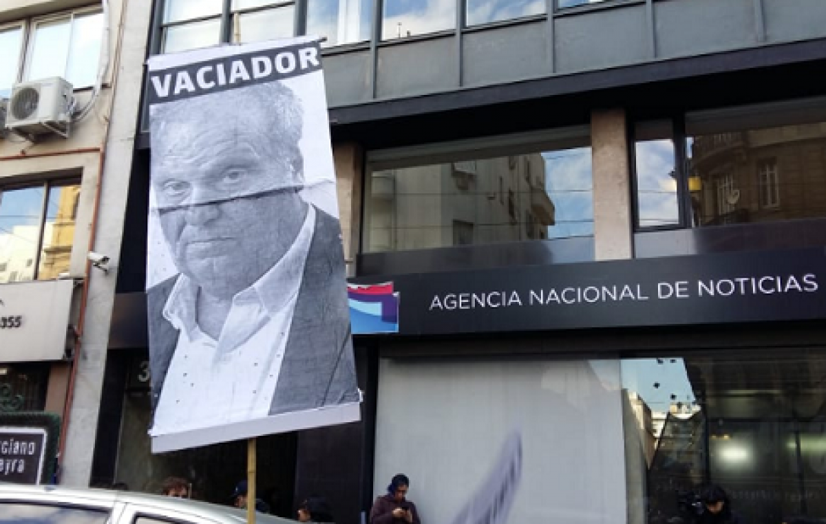Alarma de la mayor organización sindical del mundo por los despidos en Télam
