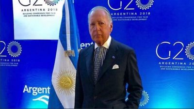Con los despidos no les alcanza: ahora la UIA insiste con la reforma laboral
