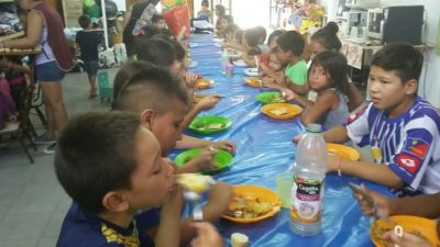 Ya son 600 los chicos que se alimentan en los comedores barriales de Florencia, Santa Fe