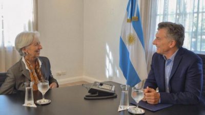 Despidos masivos por debajo de la mesa