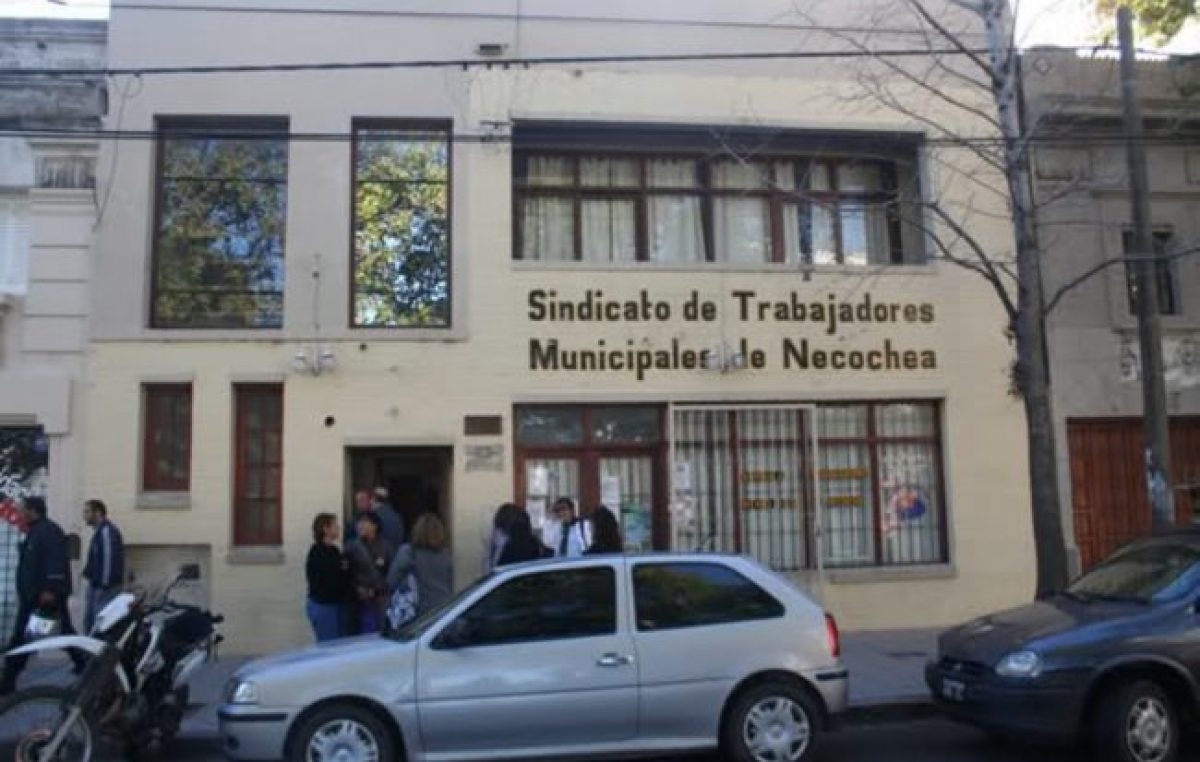 Malestar de Municipales de Necochea por no pago del aguinaldo