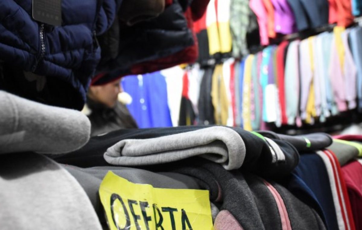 Los comercios neuquinos sufren la caída de las ventas