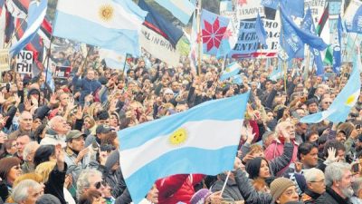 La diferencia entre lo Político y lo Social