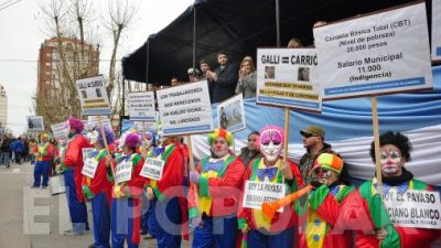 Los empleados municipales de Olavarría iniciaron su plan de lucha en reclamo por un aumento de salarios
