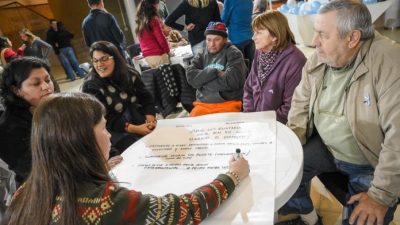 Rosarinos de todos los barrios debatieron propuestas para la ciudad